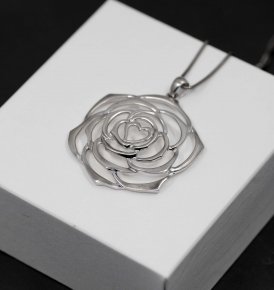 finnfeelings halsband hjärta ros silver finsk design