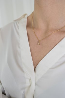 Per Borup Design Kaya - Litet hängsmycke i guld