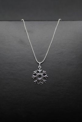 Snöstjärna - Halsband i silver