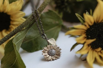 Lotta Jewellery Solros Sunflower smycke