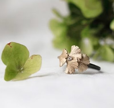 Lotta Jewellry Maya Ginkgo - Ring i silver/14K
