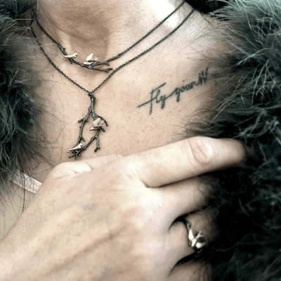 Lotta Jewellery Peace Swallow - Halsband i brons