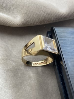 1960-tal - Guldring med vit sten