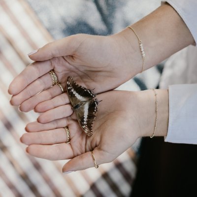 by Faith Kulor - Armband i förgyllt silver