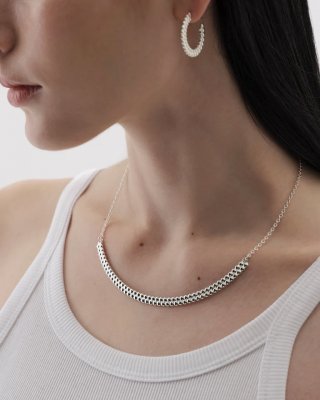 KALEVALA Circle of light - Medium hoops örhängen i silver