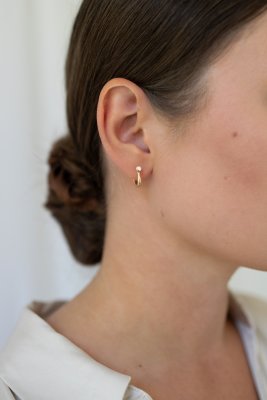 Per Borup Design Ophelia - Creoler i guld med opal & diamant