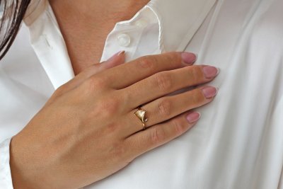 PER BORUP Kaya - Ring i guld