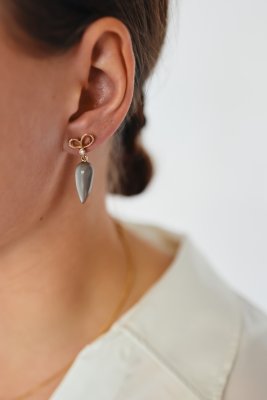 Per Borup Design Violina guldörhängen månsten